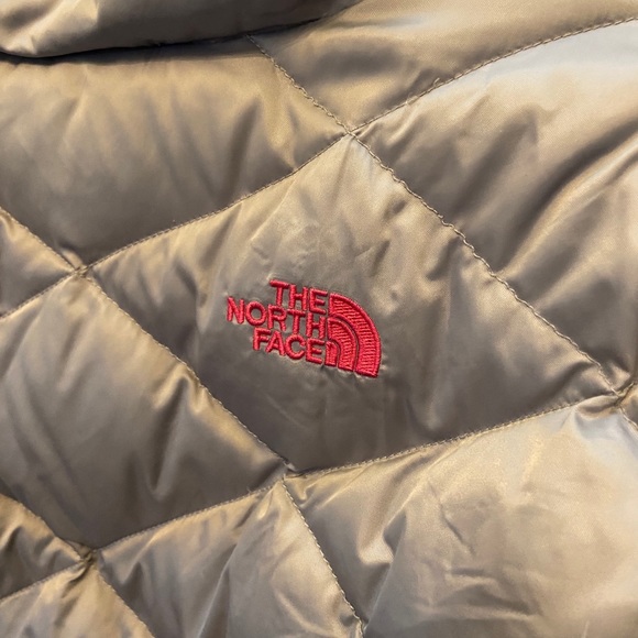 GIRLS NORTH FACE Aconcagua Puffer Jacket - Picture 13 of 13